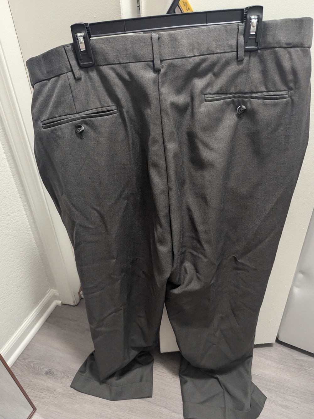 Men's Classic Gray Dress Pants - Tailored Fit - Picture 3 of 5
